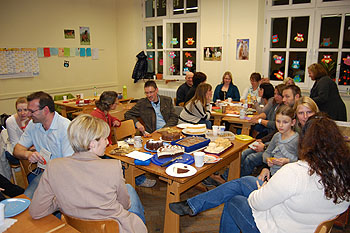 In den Zimmern ging es zu wie im Kaffeehaus